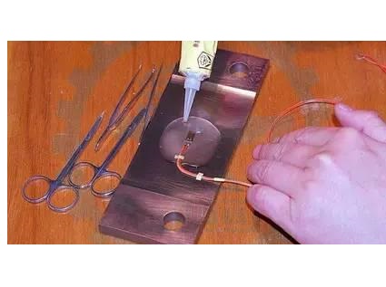 电阻应变片的安装操作过程